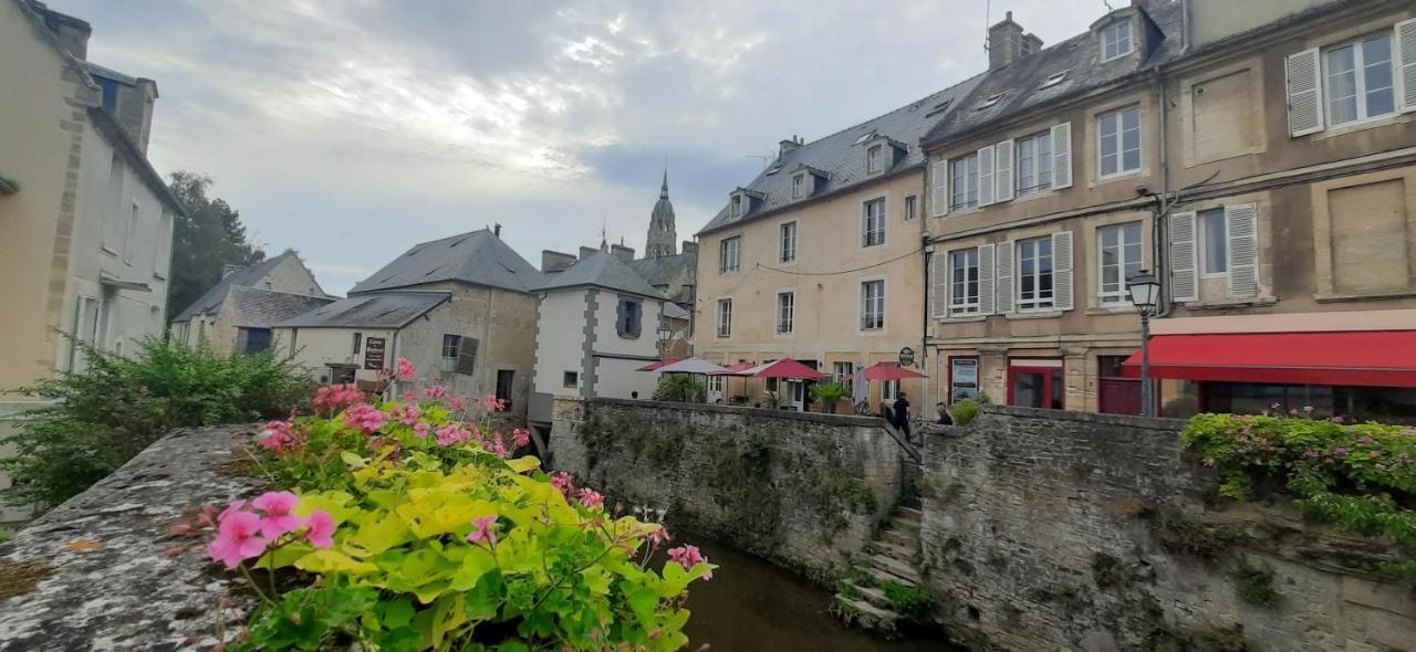 Le P'Tit Croissant Apartment Bayeux Exterior foto
